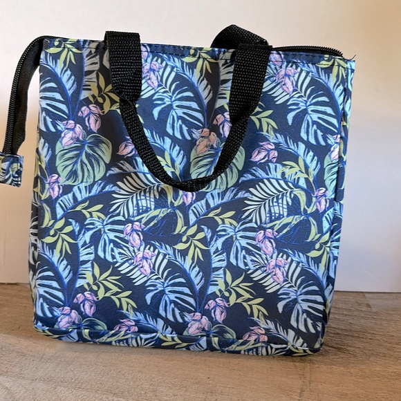NEW mia & tess Lunch Tote Tropical Navy • THE PAPER STORE • super cute print! - Picture 3 of 5